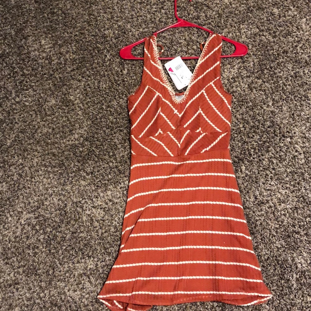 Sleeveless dress